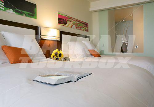 почивка в Eden Roc Renaissance by Marriott Miami Beach