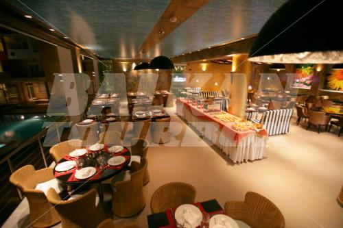 почивка в Heliotrope Hotel