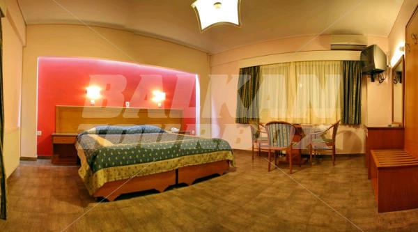 почивка в Heliotrope Hotel