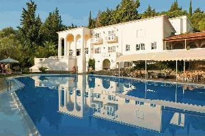 Хотел Corfu Village