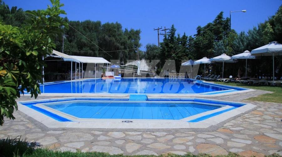 почивка в Corfu Village