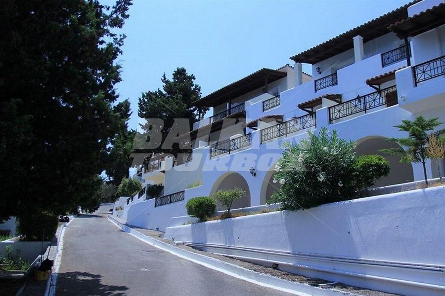 почивка в Corfu Village
