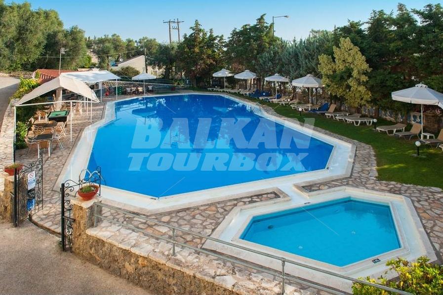 почивка в Corfu Village