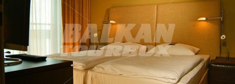 почивка в Golden Tulip Hamburg Aviation