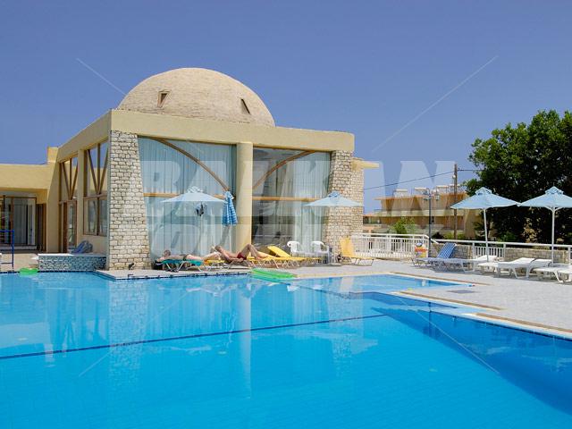 почивка в Kavros Beach