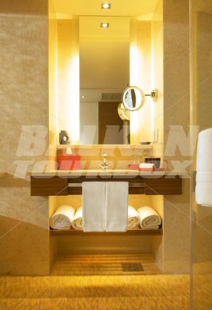почивка в Inter Continental Asiana Saigon