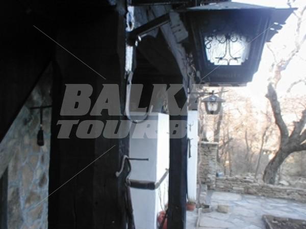 holiday in Imanyarska House