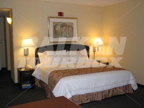 почивка в Courtyard by Marriott Seattle Sea-Tac Area