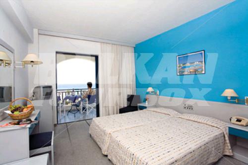 holiday in Aeolos Beach