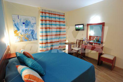 holiday in Delphi Beach