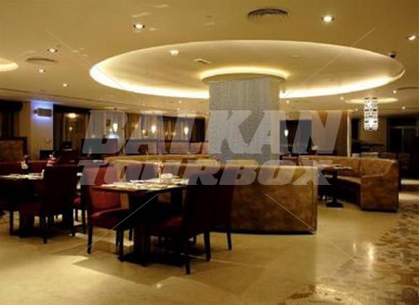 почивка в Flora Creek Hotel Apartments