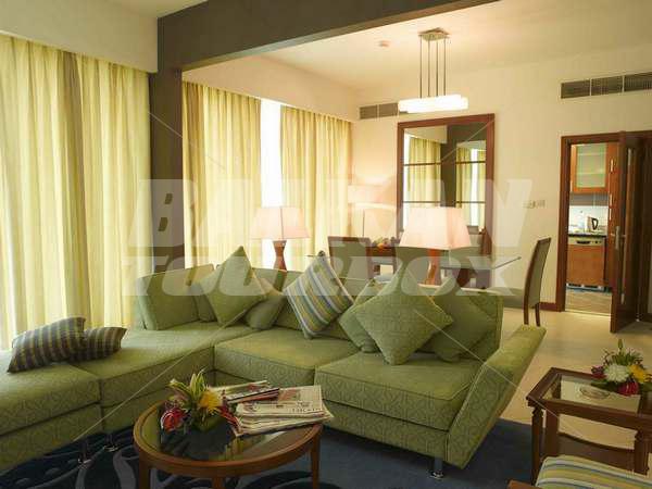 почивка в Flora Creek Hotel Apartments