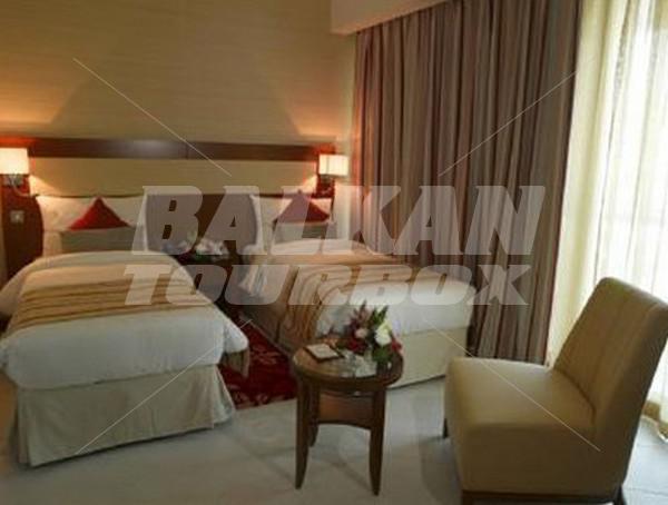 почивка в Flora Creek Hotel Apartments