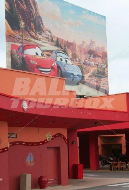 почивка в Disney's Hotel Santa Fe