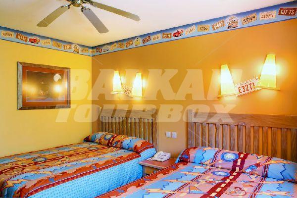 почивка в Disney's Hotel Santa Fe