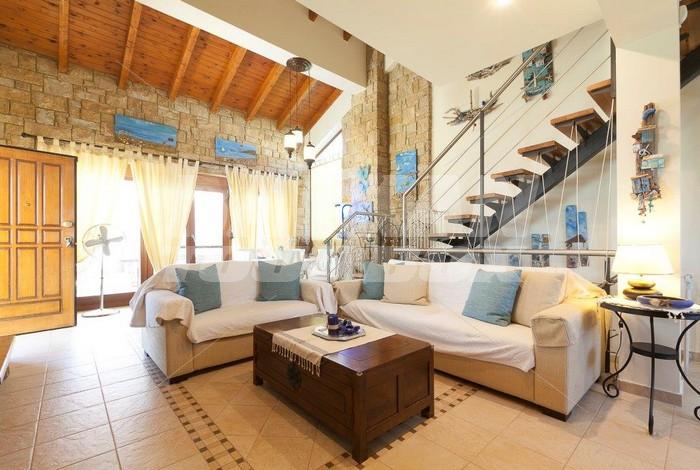 holiday in Aliki Villa - Nea Skioni