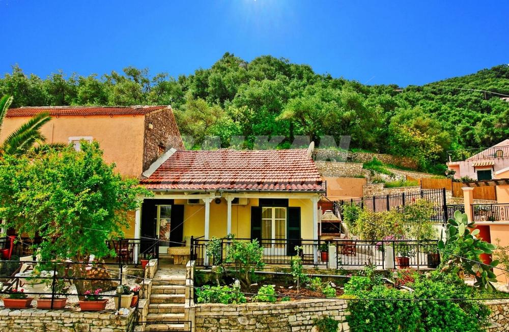 почивка в Villa Angeliki