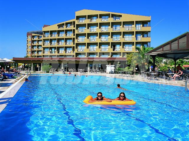 holiday in Club Falcon