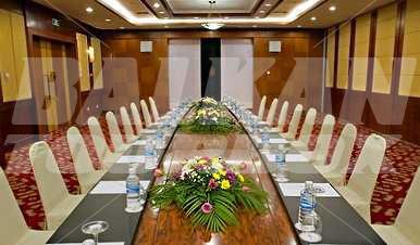 holiday in Don Chan Palace