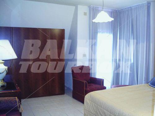 holiday in Chateau Linza Resort