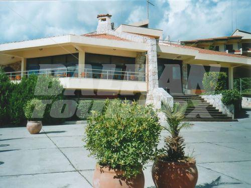 holiday in Chateau Linza Resort