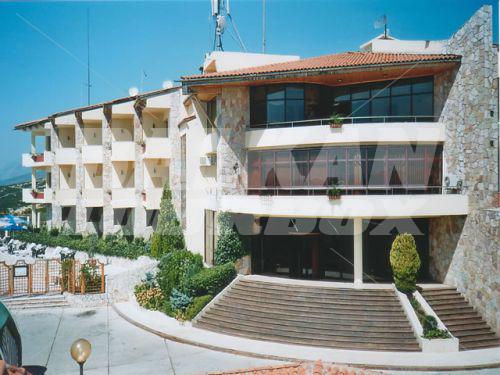 holiday in Chateau Linza Resort