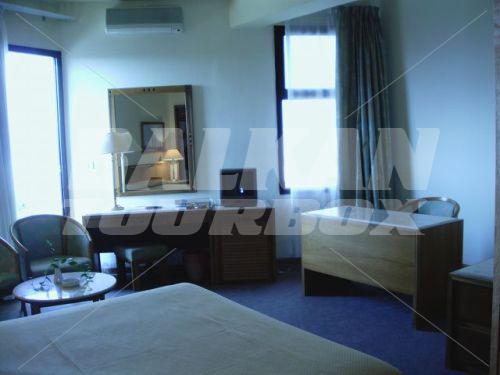 holiday in Chateau Linza Resort