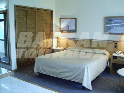 holiday in Chateau Linza Resort
