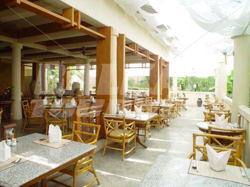 почивка в Hyton Leelavadee Resort Hotel