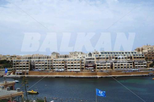 holiday in Marina Hotel Corinthia Beach Resort