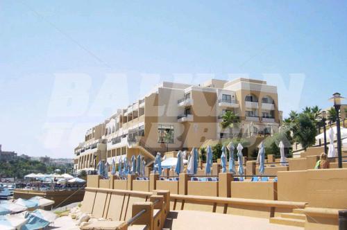 holiday in Marina Hotel Corinthia Beach Resort