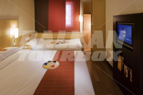 holiday in Ibis Sanyuan