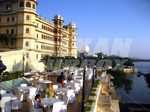 holiday in Shiv Niwas Palace