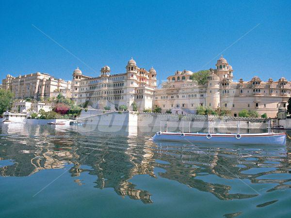 holiday in  Shiv Niwas Palace