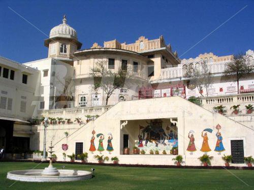 holiday in Shiv Niwas Palace