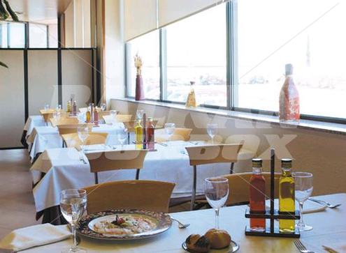 почивка в NH Hesperia Sant Joan