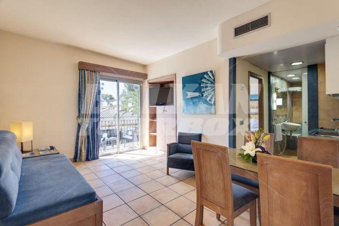 holiday in Occidental Playa de Palma 4* (ex.Barcelo Pueblo Park) 
