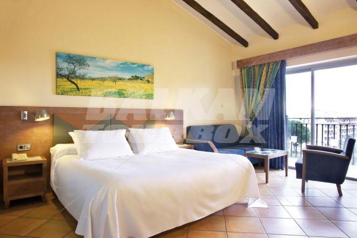 holiday in Occidental Playa de Palma 4* (ex.Barcelo Pueblo Park) 