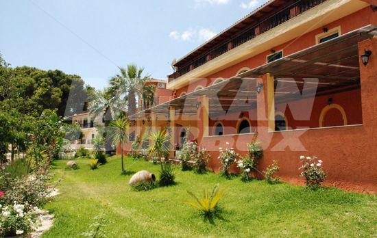 holiday in Sunrise Inn Hotel