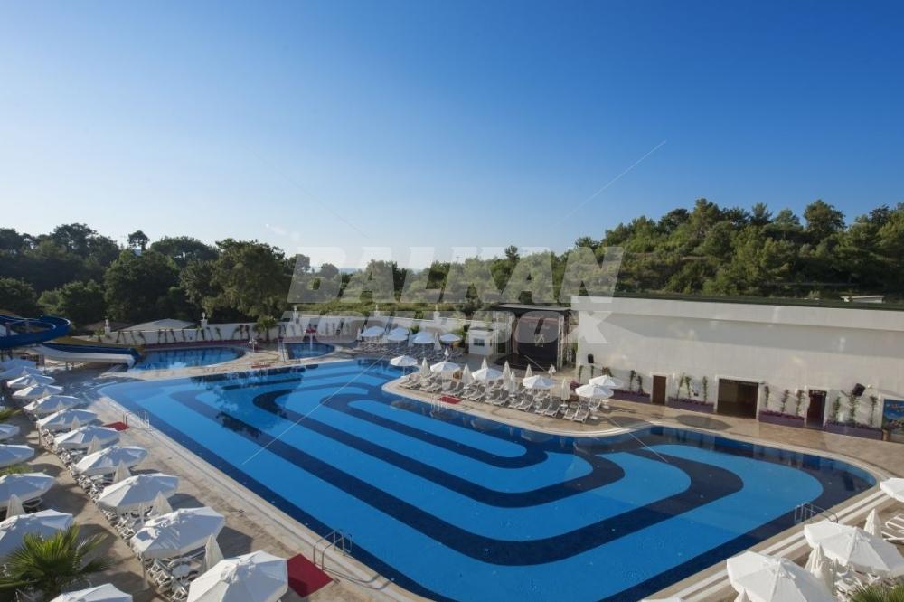 почивка в Oz Hotels Sui Resort