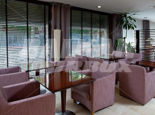 почивка в NH Les Corts