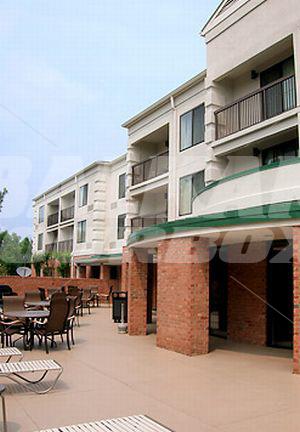 почивка в Courtyard by Marriott Memphis Germantown