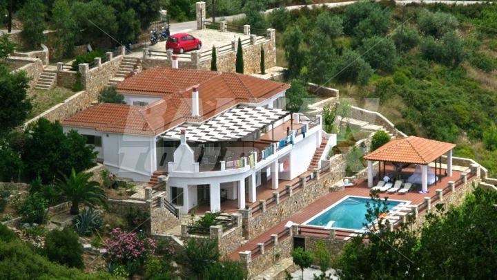 почивка в  Casa Kalypso Suites and Villa