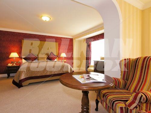 holiday in Ardilaun House