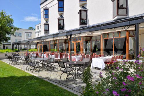 holiday in Ardilaun House