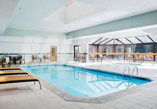 почивка в Courtyard by Marriott Kansas City South