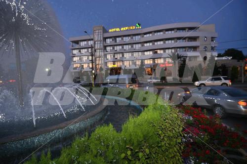почивка в Oxford - Mamaia