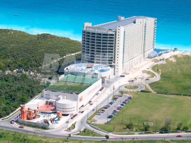 почивка в  Great Parnassus Resort and Spa Cancun