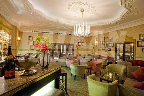 почивка в Swissotel Howard