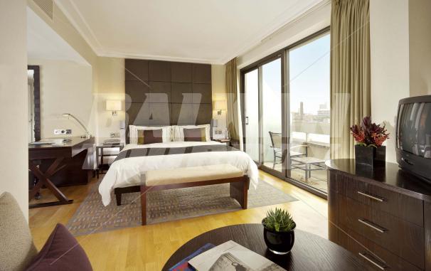 почивка в Swissotel Howard